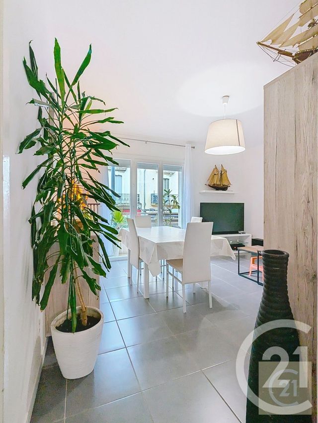 Appartement T4 à vendre - 4 pièces - 79.26 m2 - BEZIERS - 34 - LANGUEDOC-ROUSSILLON - Century 21 Comminges Immobilier