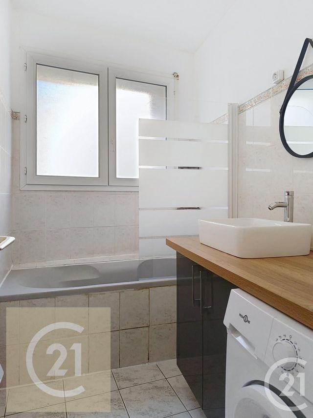 Appartement F3 à louer - 3 pièces - 56.98 m2 - BEZIERS - 34 - LANGUEDOC-ROUSSILLON - Century 21 Comminges Immobilier