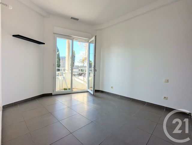 Appartement F3 à vendre - 3 pièces - 74.48 m2 - BEZIERS - 34 - LANGUEDOC-ROUSSILLON - Century 21 Comminges Immobilier