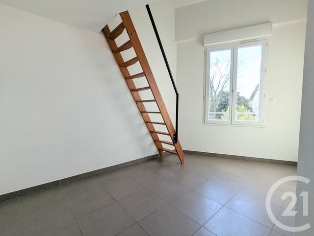 Appartement F3 à vendre - 3 pièces - 74.48 m2 - BEZIERS - 34 - LANGUEDOC-ROUSSILLON - Century 21 Comminges Immobilier