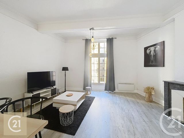 Appartement F4 à louer - 4 pièces - 83.0 m2 - BEZIERS - 34 - LANGUEDOC-ROUSSILLON - Century 21 Comminges Immobilier