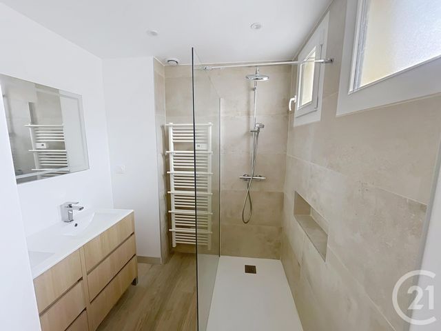 maison à louer - 4 pièces - 85.0 m2 - BEZIERS - 34 - LANGUEDOC-ROUSSILLON - Century 21 Comminges Immobilier