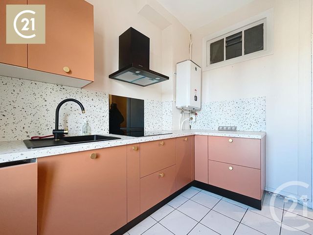 Appartement T3 à vendre - 3 pièces - 92.41 m2 - BEZIERS - 34 - LANGUEDOC-ROUSSILLON - Century 21 Comminges Immobilier