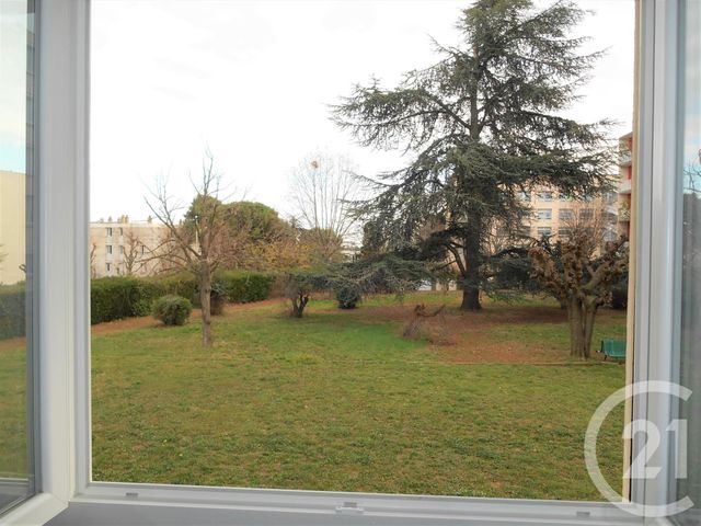 Appartement F4 à louer - 4 pièces - 65.0 m2 - BEZIERS - 34 - LANGUEDOC-ROUSSILLON - Century 21 Comminges Immobilier
