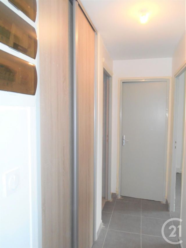 Appartement F4 à louer - 4 pièces - 65.0 m2 - BEZIERS - 34 - LANGUEDOC-ROUSSILLON - Century 21 Comminges Immobilier