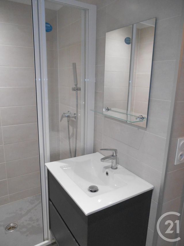 Appartement F4 à louer - 4 pièces - 65.0 m2 - BEZIERS - 34 - LANGUEDOC-ROUSSILLON - Century 21 Comminges Immobilier