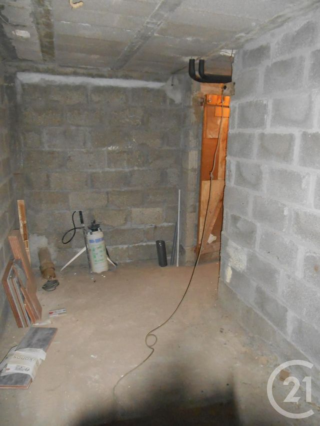 Appartement F4 à louer - 4 pièces - 65.0 m2 - BEZIERS - 34 - LANGUEDOC-ROUSSILLON - Century 21 Comminges Immobilier