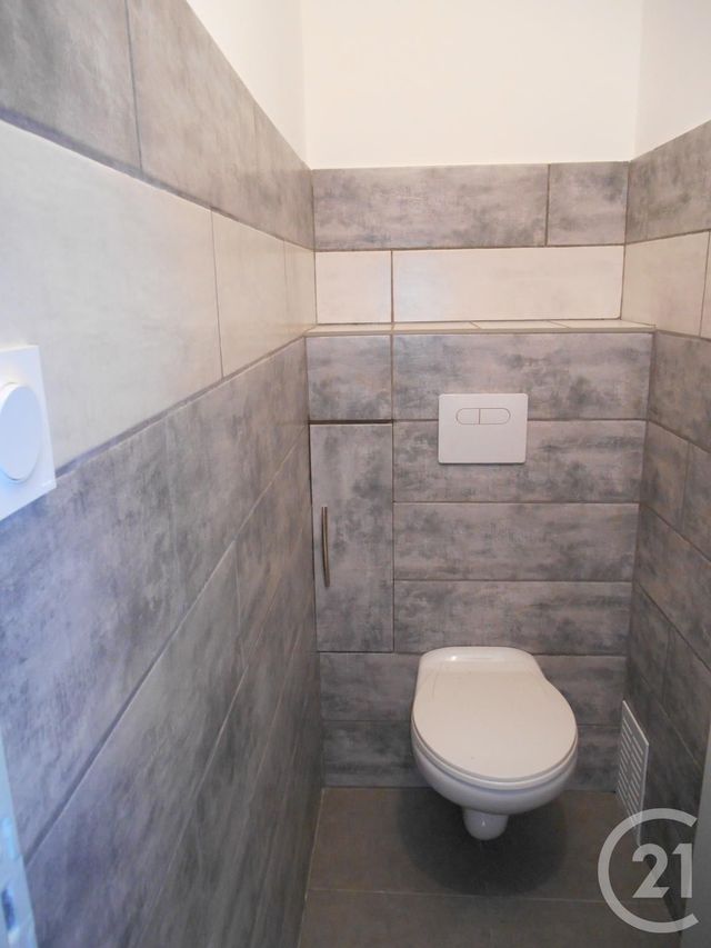 Appartement F4 à louer - 4 pièces - 65.0 m2 - BEZIERS - 34 - LANGUEDOC-ROUSSILLON - Century 21 Comminges Immobilier