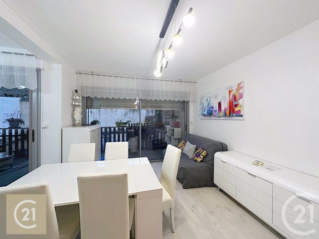 Appartement F3 à louer - 3 pièces - 51.26 m2 - BEZIERS - 34 - LANGUEDOC-ROUSSILLON - Century 21 Comminges Immobilier