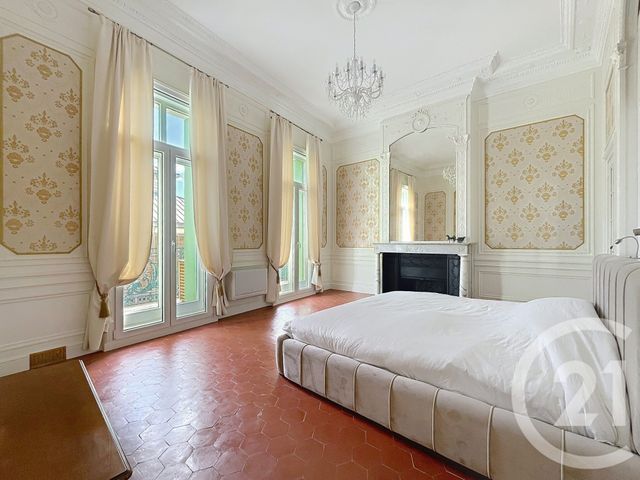 Appartement T4 à vendre - 4 pièces - 132.29 m2 - BEZIERS - 34 - LANGUEDOC-ROUSSILLON - Century 21 Comminges Immobilier