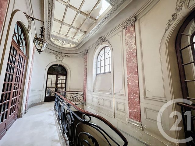 Appartement T4 à vendre - 4 pièces - 132.29 m2 - BEZIERS - 34 - LANGUEDOC-ROUSSILLON - Century 21 Comminges Immobilier