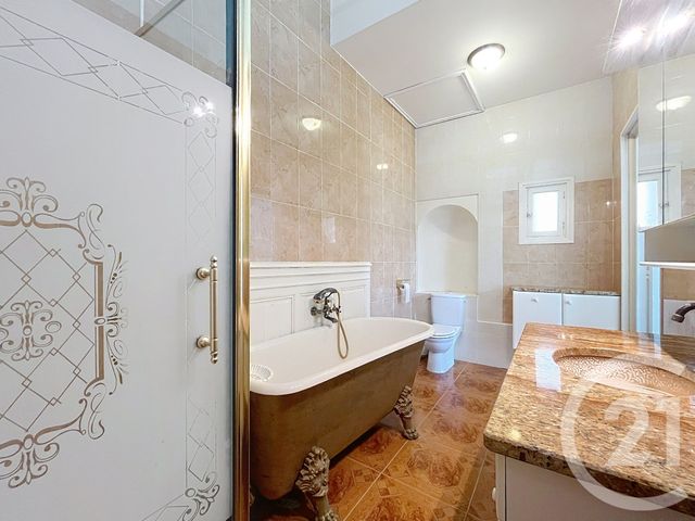 Appartement T4 à vendre - 4 pièces - 132.29 m2 - BEZIERS - 34 - LANGUEDOC-ROUSSILLON - Century 21 Comminges Immobilier