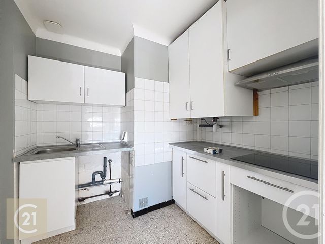 Appartement F3 à louer - 3 pièces - 57.81 m2 - BEZIERS - 34 - LANGUEDOC-ROUSSILLON - Century 21 Comminges Immobilier