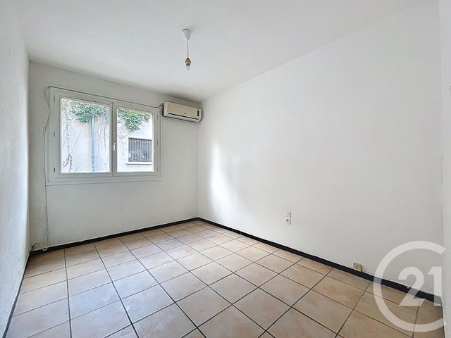 Appartement T3 à vendre - 4 pièces - 57.05 m2 - BEZIERS - 34 - LANGUEDOC-ROUSSILLON - Century 21 Comminges Immobilier