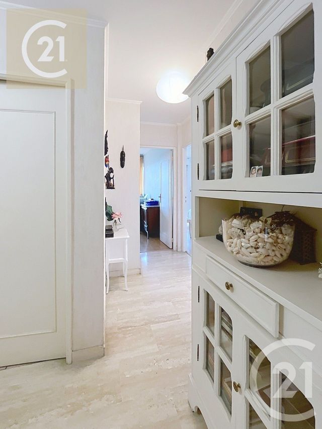 Appartement F4 à vendre - 5 pièces - 105.9 m2 - BEZIERS - 34 - LANGUEDOC-ROUSSILLON - Century 21 Comminges Immobilier