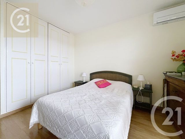 Appartement F4 à vendre - 5 pièces - 105.9 m2 - BEZIERS - 34 - LANGUEDOC-ROUSSILLON - Century 21 Comminges Immobilier