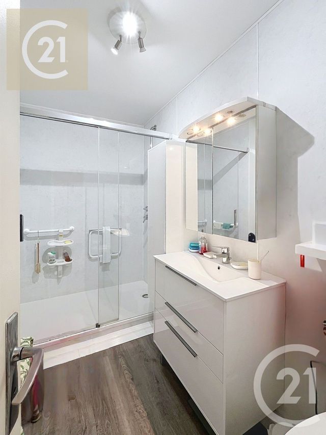 Appartement F4 à vendre - 5 pièces - 105.9 m2 - BEZIERS - 34 - LANGUEDOC-ROUSSILLON - Century 21 Comminges Immobilier