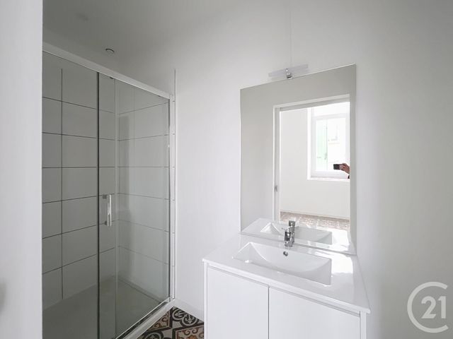 Appartement F3 à louer - 3 pièces - 74.78 m2 - BEZIERS - 34 - LANGUEDOC-ROUSSILLON - Century 21 Comminges Immobilier