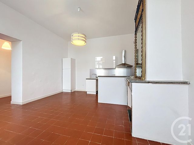 Appartement F3 bis à louer - 3 pièces - 81.81 m2 - BEZIERS - 34 - LANGUEDOC-ROUSSILLON - Century 21 Comminges Immobilier