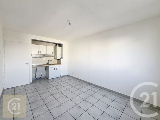 Appartement F2 à louer - 2 pièces - 36.56 m2 - BEZIERS - 34 - LANGUEDOC-ROUSSILLON - Century 21 Comminges Immobilier