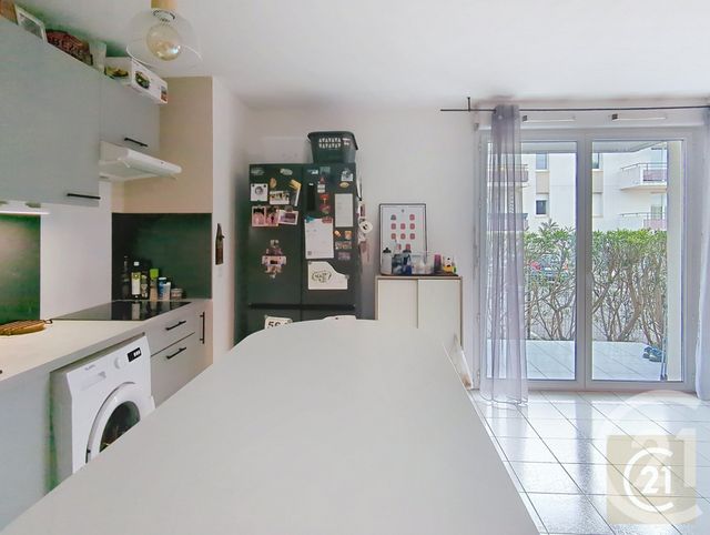 Appartement T2 à vendre - 2 pièces - 44.72 m2 - BEZIERS - 34 - LANGUEDOC-ROUSSILLON - Century 21 Comminges Immobilier