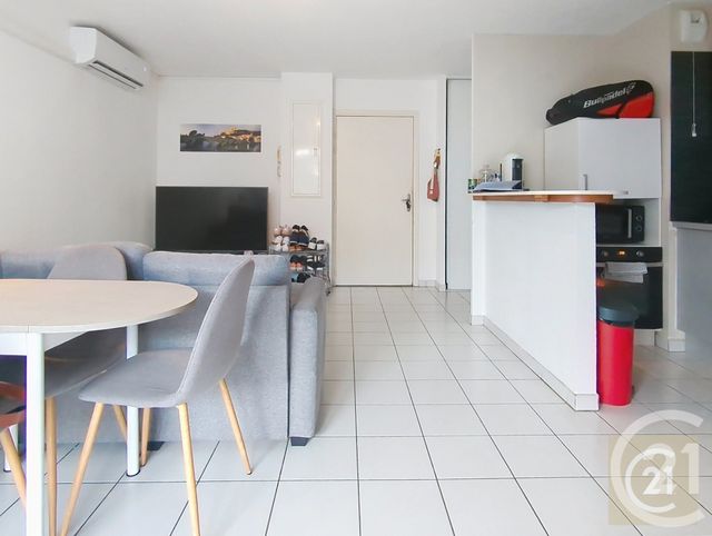 Appartement T2 à vendre - 2 pièces - 44.72 m2 - BEZIERS - 34 - LANGUEDOC-ROUSSILLON - Century 21 Comminges Immobilier