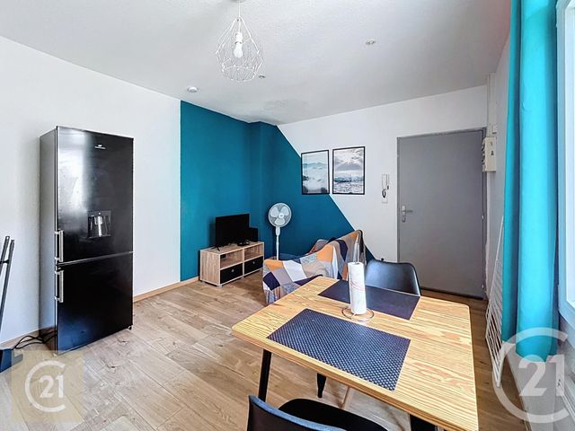 Appartement Duplex à louer - 2 pièces - 32.15 m2 - BEZIERS - 34 - LANGUEDOC-ROUSSILLON - Century 21 Comminges Immobilier