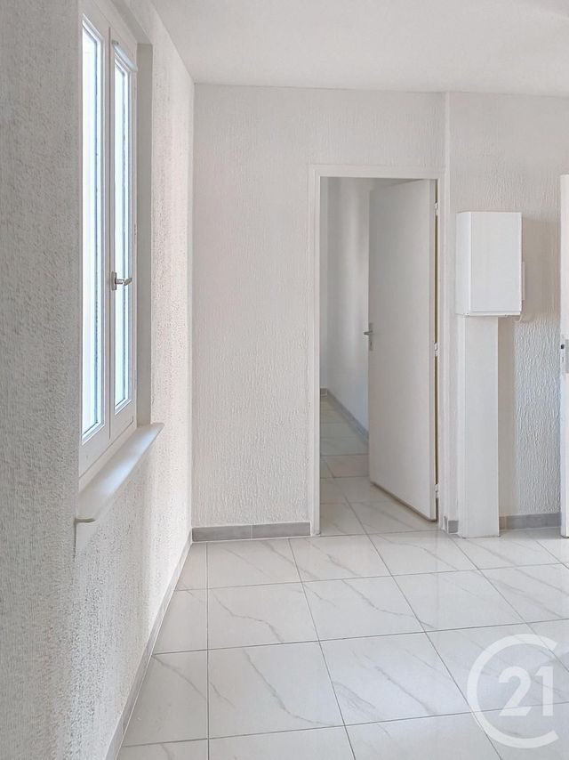 Appartement F3 à louer - 3 pièces - 61.76 m2 - BEZIERS - 34 - LANGUEDOC-ROUSSILLON - Century 21 Comminges Immobilier