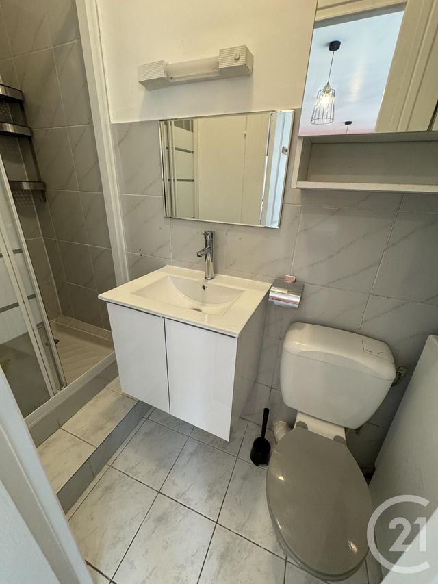 Appartement F1 à louer - 1 pièce - 22.0 m2 - BEZIERS - 34 - LANGUEDOC-ROUSSILLON - Century 21 Comminges Immobilier