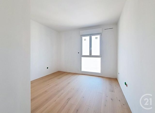 Appartement T4 à vendre - 4 pièces - 76.88 m2 - BEZIERS - 34 - LANGUEDOC-ROUSSILLON - Century 21 Comminges Immobilier