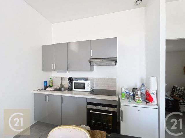 Appartement F2 à louer - 2 pièces - 48.0 m2 - BEZIERS - 34 - LANGUEDOC-ROUSSILLON - Century 21 Comminges Immobilier