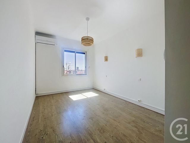 Appartement F2 à louer - 2 pièces - 53.08 m2 - BEZIERS - 34 - LANGUEDOC-ROUSSILLON - Century 21 Comminges Immobilier