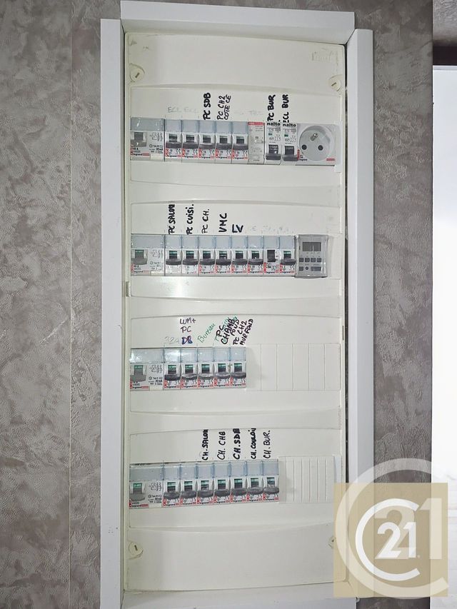 Appartement F3 à vendre - 3 pièces - 64.26 m2 - BEZIERS - 34 - LANGUEDOC-ROUSSILLON - Century 21 Comminges Immobilier