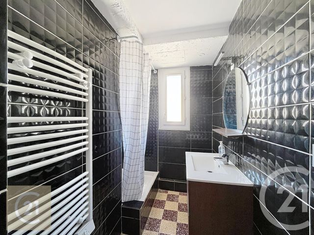 Appartement F4 à louer - 4 pièces - 62.72 m2 - BEZIERS - 34 - LANGUEDOC-ROUSSILLON - Century 21 Comminges Immobilier