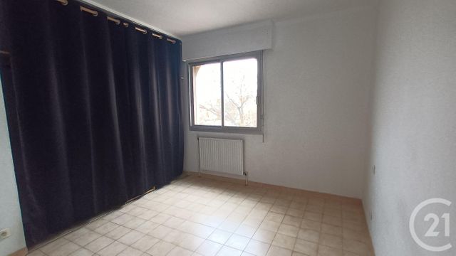 Appartement F4 à louer - 4 pièces - 84.59 m2 - BEZIERS - 34 - LANGUEDOC-ROUSSILLON - Century 21 Comminges Immobilier