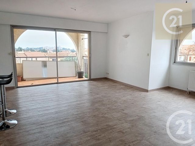 Appartement F4 à louer - 4 pièces - 84.59 m2 - BEZIERS - 34 - LANGUEDOC-ROUSSILLON - Century 21 Comminges Immobilier