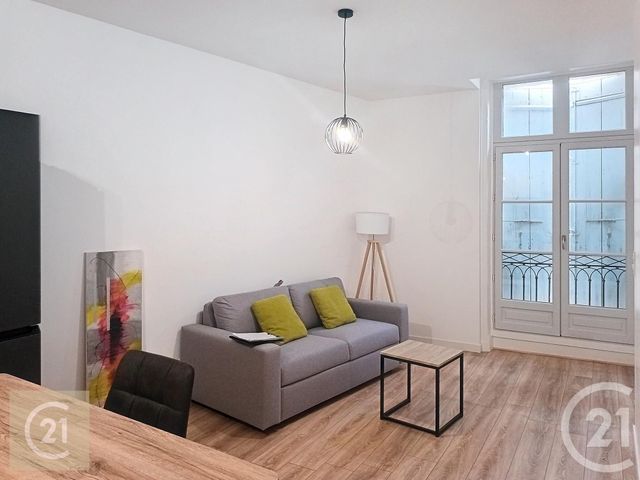 Appartement F2 à louer - 2 pièces - 39.2 m2 - BEZIERS - 34 - LANGUEDOC-ROUSSILLON - Century 21 Comminges Immobilier