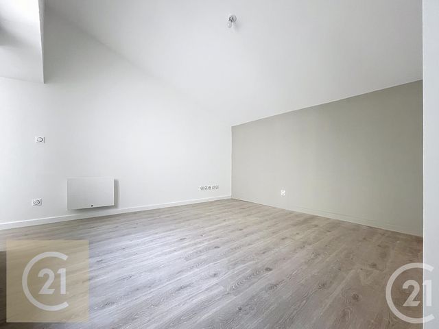 Appartement F1 à louer - 1 pièce - 27.35 m2 - BEZIERS - 34 - LANGUEDOC-ROUSSILLON - Century 21 Comminges Immobilier