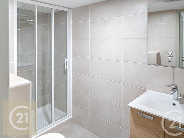 Appartement F1 à louer - 1 pièce - 27.35 m2 - BEZIERS - 34 - LANGUEDOC-ROUSSILLON - Century 21 Comminges Immobilier