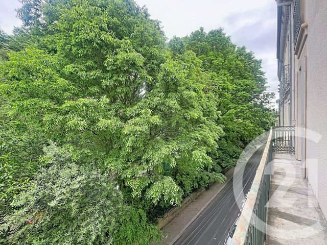 Appartement T3 à vendre - 4 pièces - 80.2 m2 - BEZIERS - 34 - LANGUEDOC-ROUSSILLON - Century 21 Comminges Immobilier