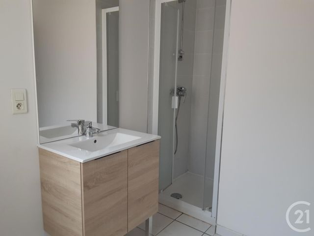 maison à louer - 3 pièces - 80.0 m2 - MAUREILHAN - 34 - LANGUEDOC-ROUSSILLON - Century 21 Comminges Immobilier