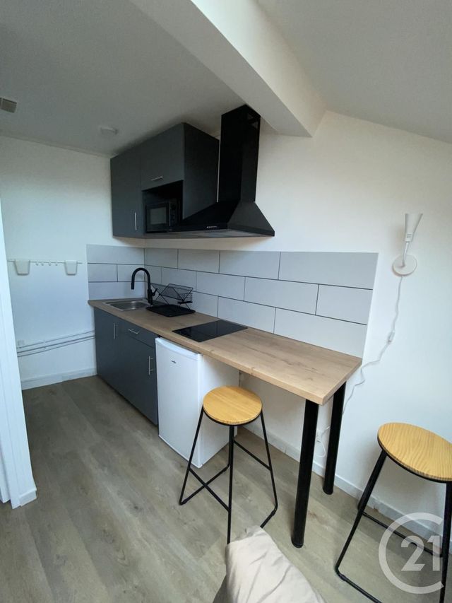 Appartement T1 à louer - 1 pièce - 13.51 m2 - BEZIERS - 34 - LANGUEDOC-ROUSSILLON - Century 21 Comminges Immobilier