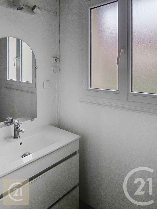 Appartement F3 à louer - 3 pièces - 70.78 m2 - BEZIERS - 34 - LANGUEDOC-ROUSSILLON - Century 21 Comminges Immobilier