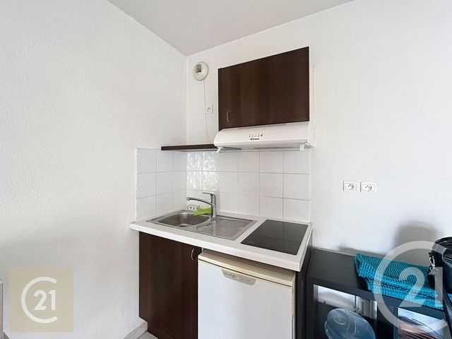 Appartement F1 à louer - 1 pièce - 26.76 m2 - BEZIERS - 34 - LANGUEDOC-ROUSSILLON - Century 21 Comminges Immobilier