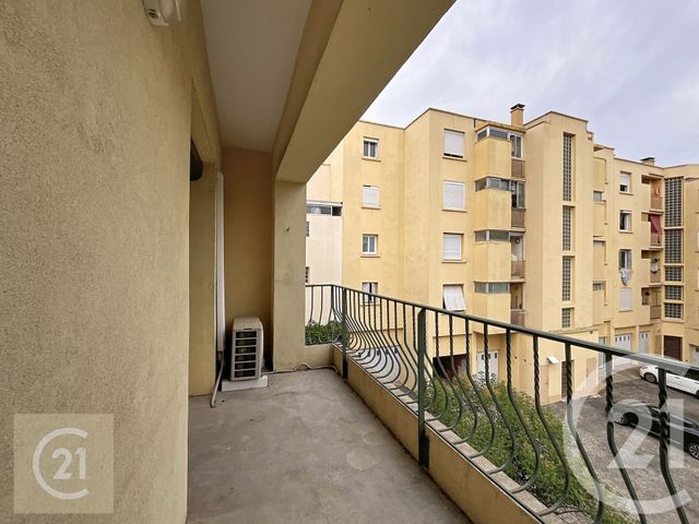 maison à louer - 4 pièces - 95.34 m2 - BEZIERS - 34 - LANGUEDOC-ROUSSILLON - Century 21 Comminges Immobilier