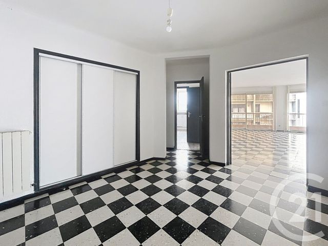 Appartement F5 à vendre - 6 pièces - 144.8 m2 - BEZIERS - 34 - LANGUEDOC-ROUSSILLON - Century 21 Comminges Immobilier