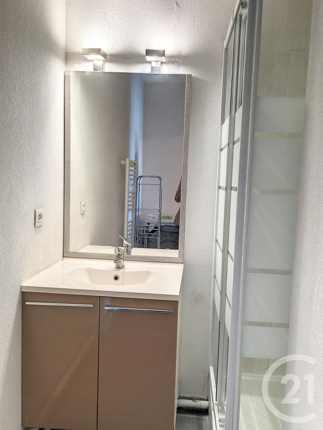 Appartement F2 à louer - 2 pièces - 38.03 m2 - BEZIERS - 34 - LANGUEDOC-ROUSSILLON - Century 21 Comminges Immobilier