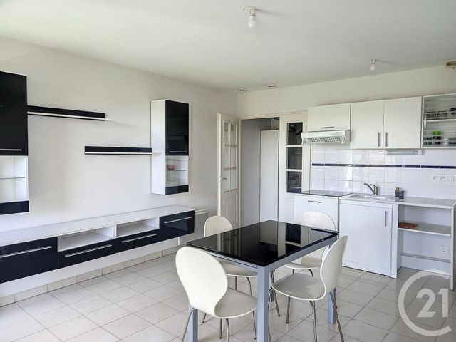 Appartement F2 à louer - 2 pièces - 38.03 m2 - BEZIERS - 34 - LANGUEDOC-ROUSSILLON - Century 21 Comminges Immobilier