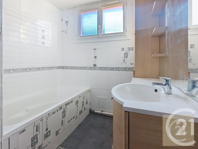 Appartement T4 à vendre - 4 pièces - 113.26 m2 - BEZIERS - 34 - LANGUEDOC-ROUSSILLON - Century 21 Comminges Immobilier