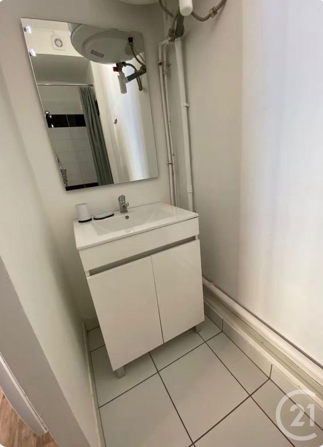 Appartement F2 à vendre - 2 pièces - 27.43 m2 - BEZIERS - 34 - LANGUEDOC-ROUSSILLON - Century 21 Comminges Immobilier